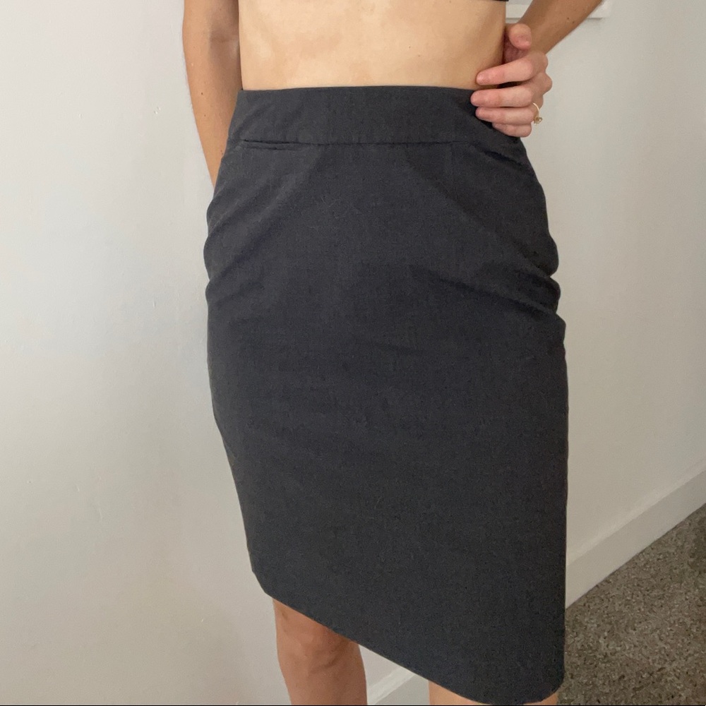 Grey pencil skirt
